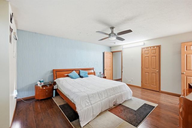2389 Maple Hedge Way, Columbus, OH 43219