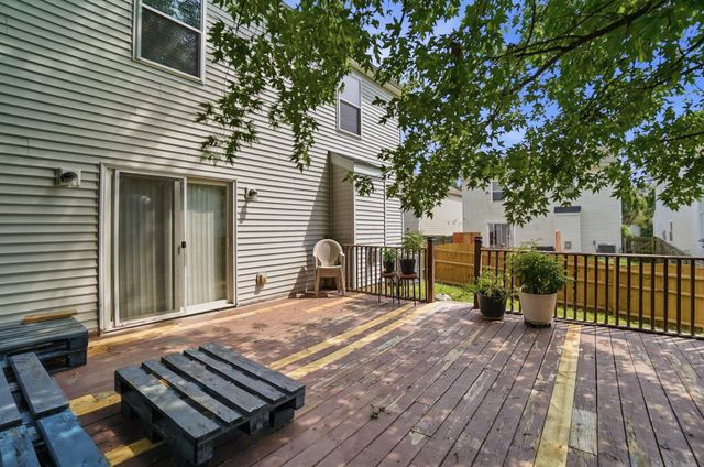 2389 Maple Hedge Way, Columbus, OH 43219