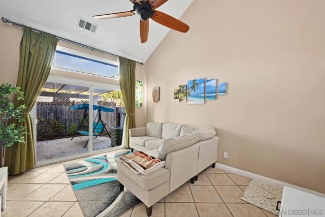 3676 Caminito Cielo Del Mar, San Diego, CA 92130