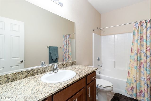 2722 Chinaberry Hill Street, Laughlin, NV 89029