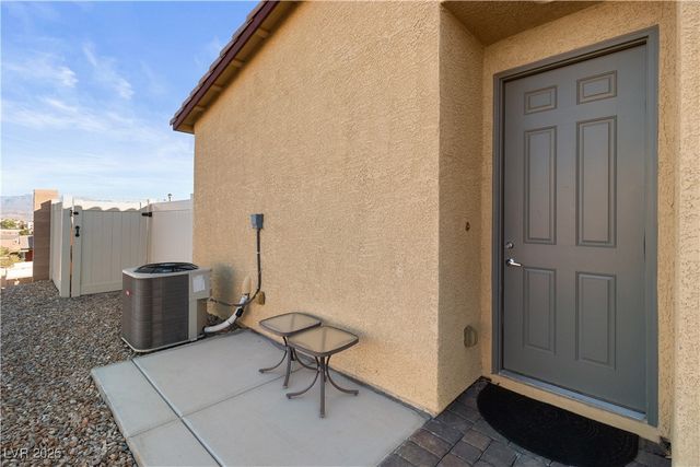 2722 Chinaberry Hill Street, Laughlin, NV 89029