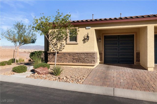 2722 Chinaberry Hill Street, Laughlin, NV 89029