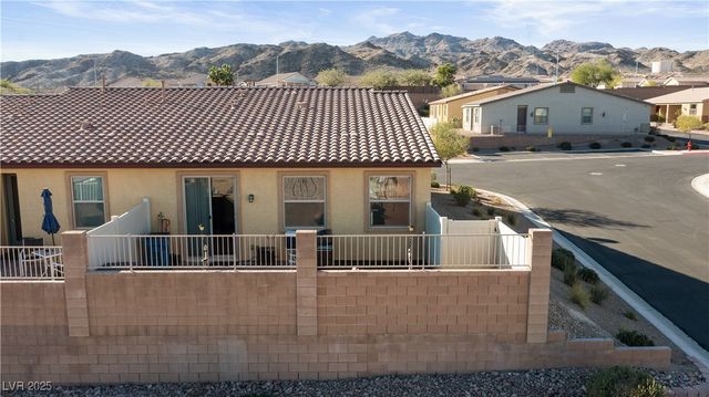 2722 Chinaberry Hill Street, Laughlin, NV 89029
