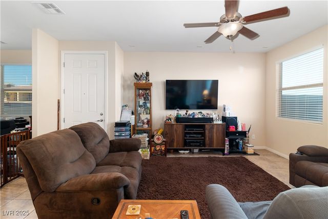 2722 Chinaberry Hill Street, Laughlin, NV 89029