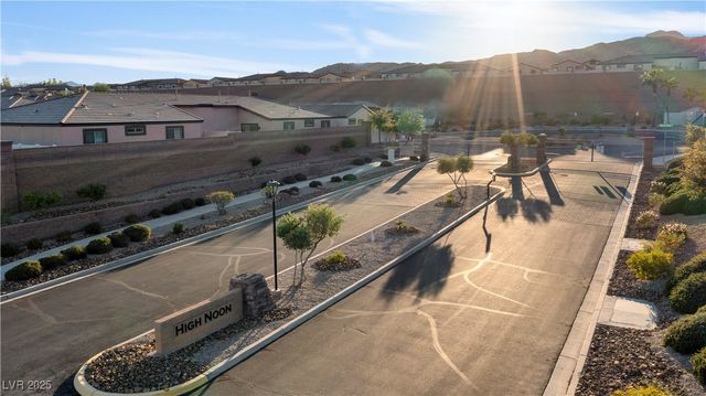 2722 Chinaberry Hill Street, Laughlin, NV 89029