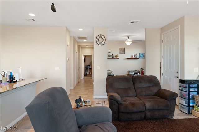 2722 Chinaberry Hill Street, Laughlin, NV 89029