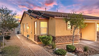 2722 Chinaberry Hill Street, Laughlin, NV 89029
