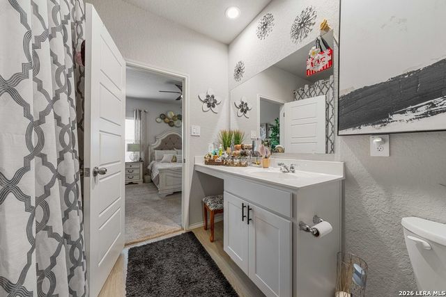 7111 Azure Waters, Converse, TX 78109