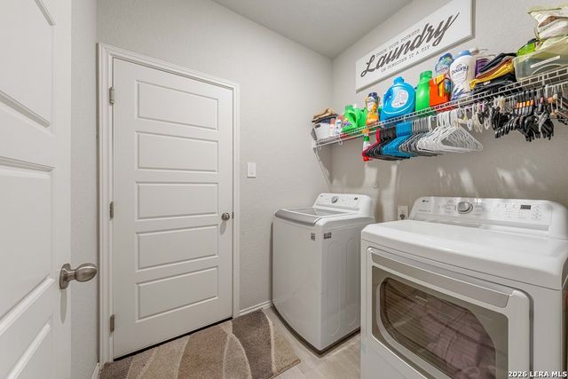 7111 Azure Waters, Converse, TX 78109