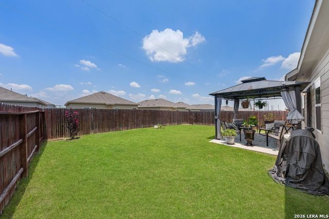 7111 Azure Waters, Converse, TX 78109