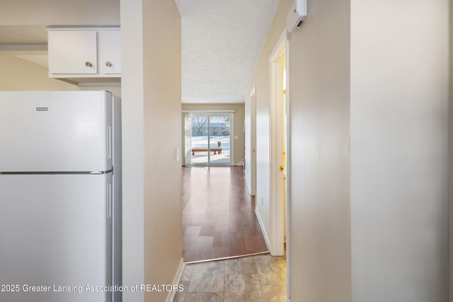 5953 Village Drive, Haslett, MI 48840