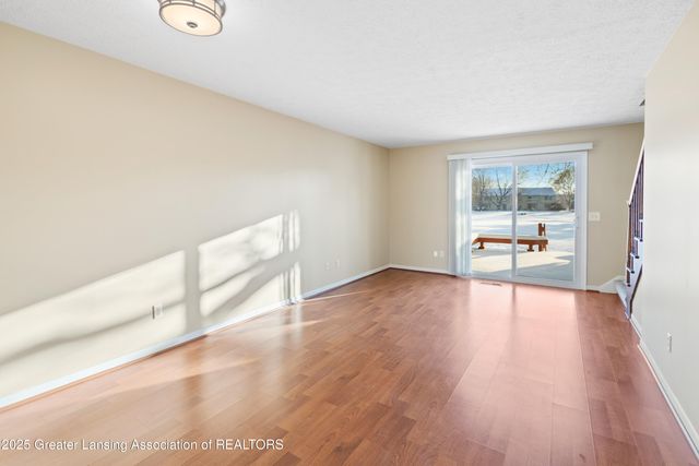 5953 Village Drive, Haslett, MI 48840