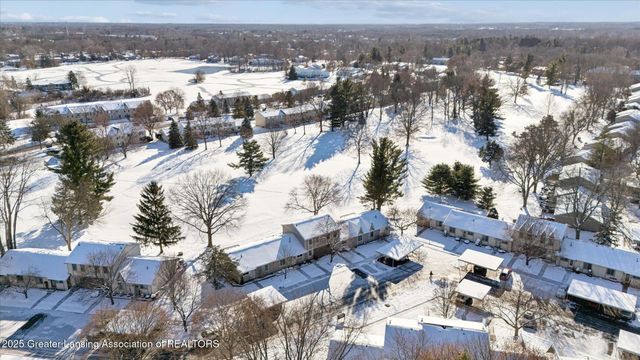 5953 Village Drive, Haslett, MI 48840