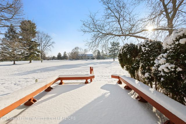 5953 Village Drive, Haslett, MI 48840