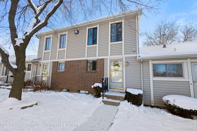 5953 Village Drive, Haslett, MI 48840