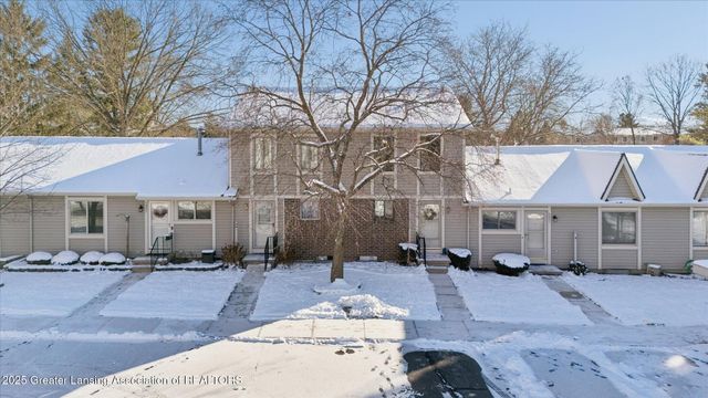 5953 Village Drive, Haslett, MI 48840