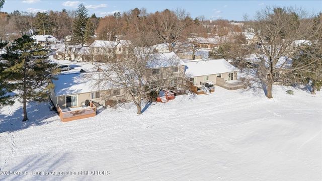 5953 Village Drive, Haslett, MI 48840