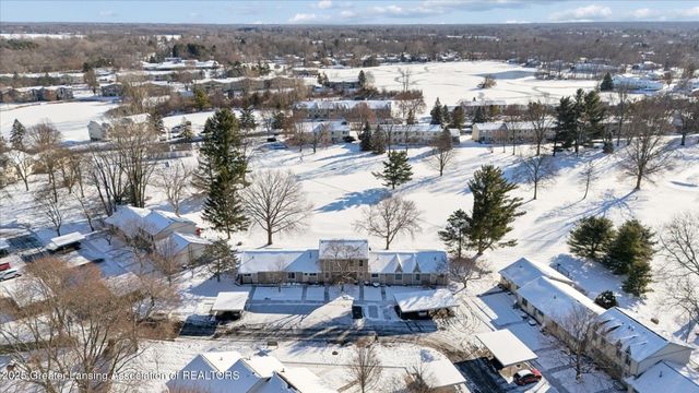 5953 Village Drive, Haslett, MI 48840