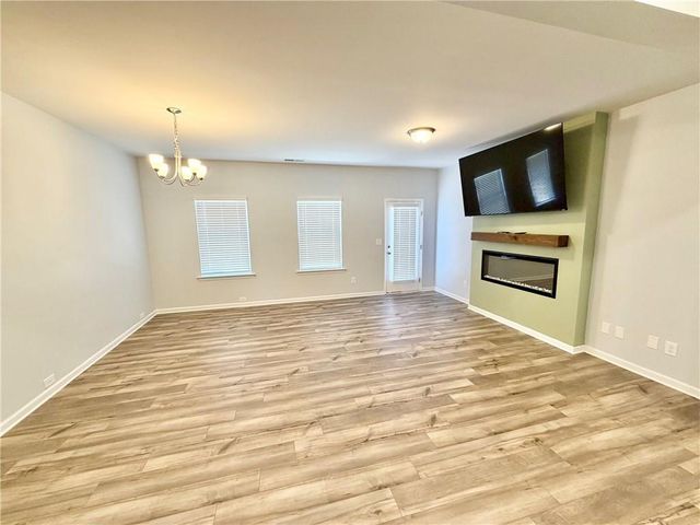 261 Dupont Drive, Cartersville, GA 30121