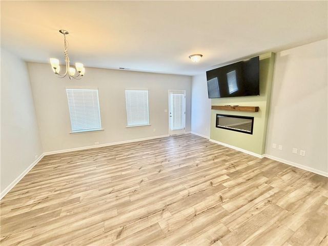 261 Dupont Drive, Cartersville, GA 30121