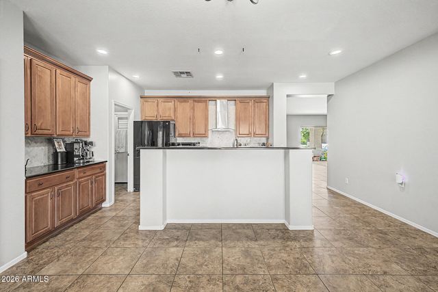 5318 W BEAUTIFUL Lane, Laveen, AZ 85339