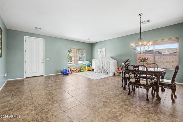 5318 W BEAUTIFUL Lane, Laveen, AZ 85339