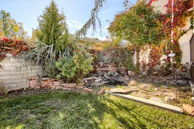 9941 S BIRNAM WOODS WAY, South Jordan, UT 84009