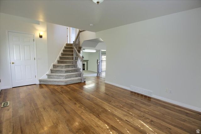 9941 S BIRNAM WOODS WAY, South Jordan, UT 84009