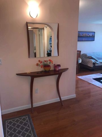 1731 Beacon 316, Brookline, MA 02445