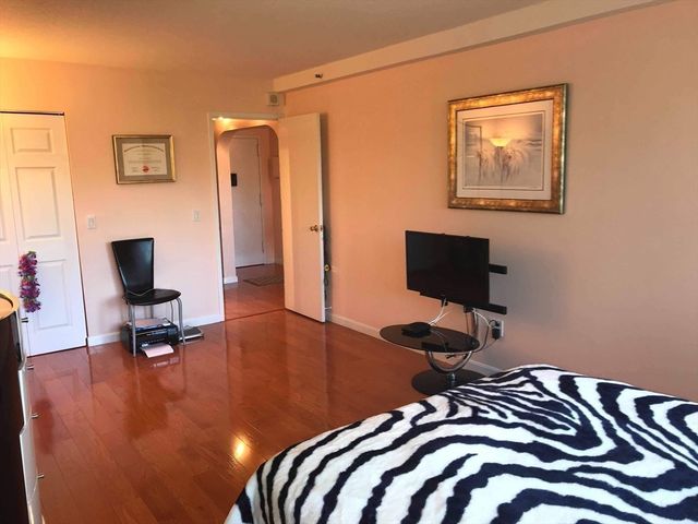 1731 Beacon 316, Brookline, MA 02445