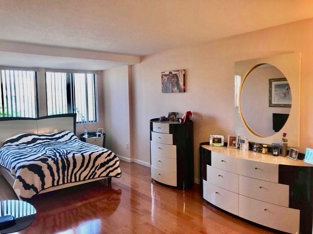 1731 Beacon 316, Brookline, MA 02445