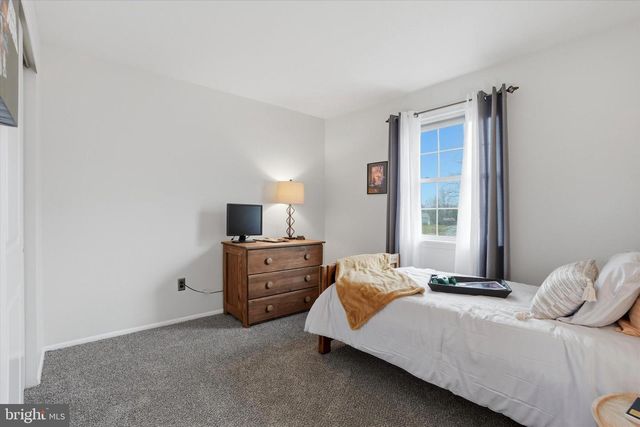 1420 SCARLET OAK RD, Yardley, PA 19067