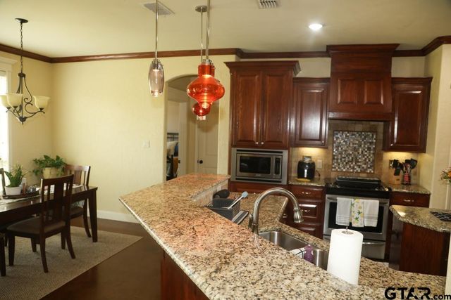 22158 FM 2493, Bullard, TX 75757