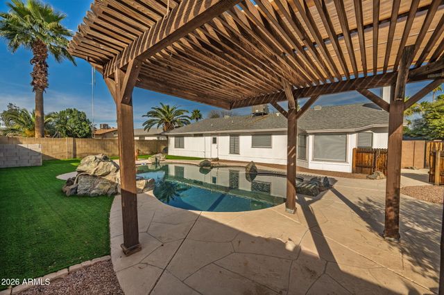 4323 E AHWATUKEE Drive, Phoenix, AZ 85044