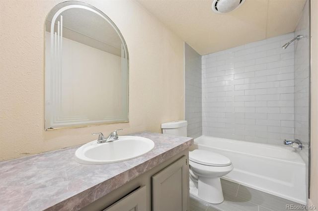 2551 W 92nd Avenue, Denver, CO 80260