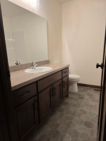 4840 Maple Street, Rockford, MN 55373