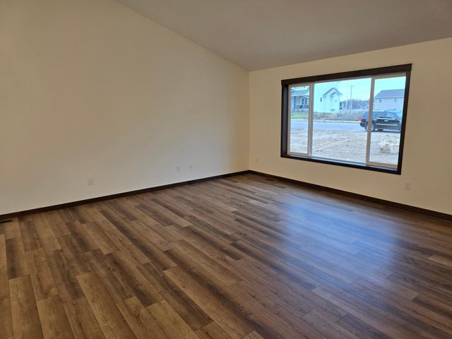 4840 Maple Street, Rockford, MN 55373