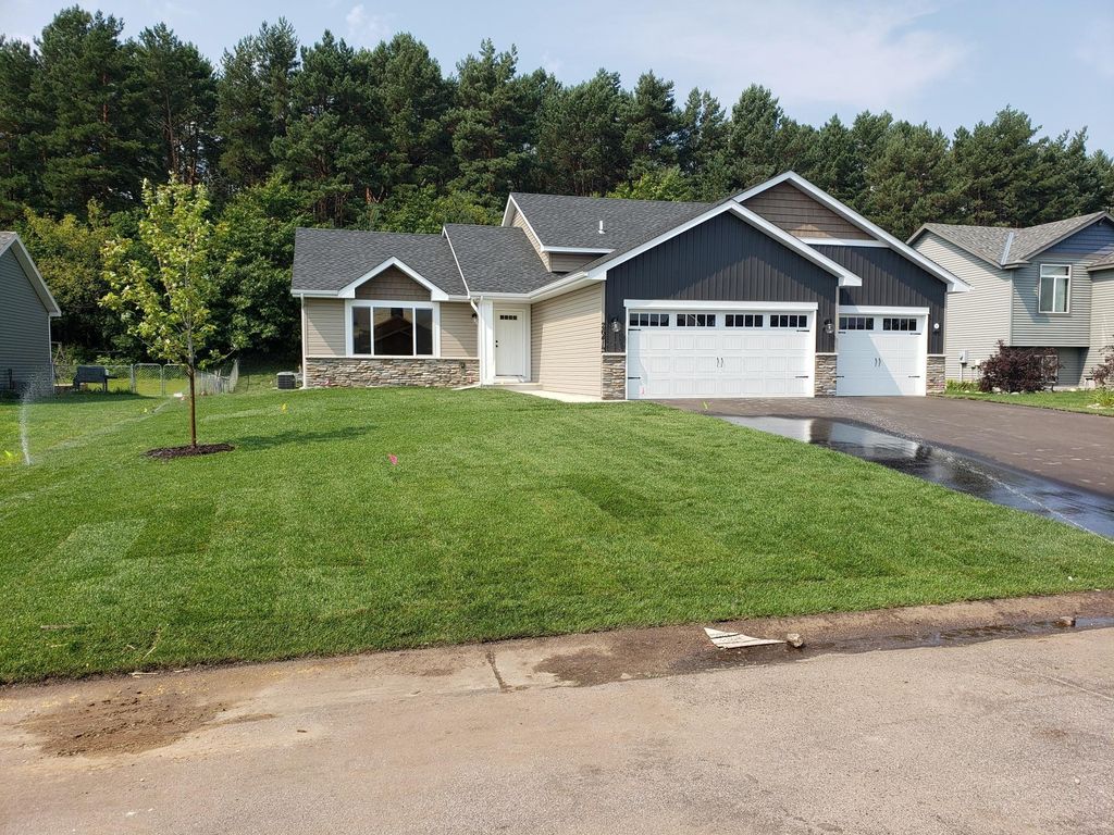 4840 Maple Street, Rockford, MN 55373