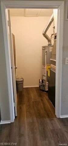 829 Montie, Lincoln Park, MI 48146