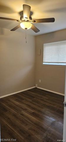 829 Montie, Lincoln Park, MI 48146