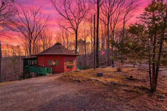 102 Mizzen Court, Ellijay, GA 30540