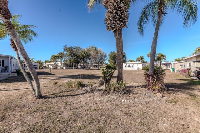 2100 KINGS HIGHWAY 1092, Port Charlotte, FL 33980