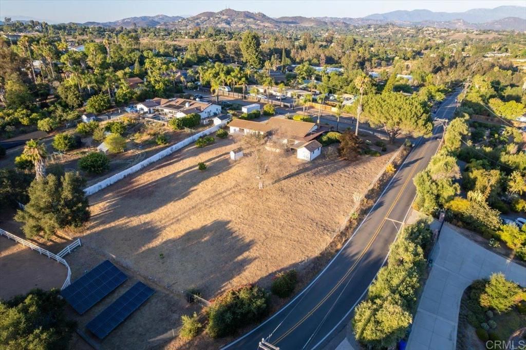 Image 74 of property listing at 112 Palmas Norte, Fallbrook, CA 92028