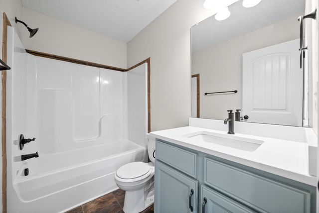 1282 Eagles View Drive, Clarksville, TN 37040