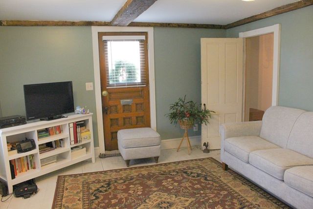 535 Prospect St, West Boylston, MA 01583