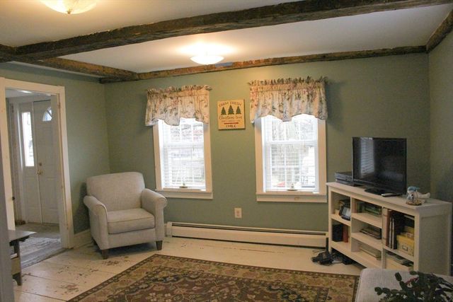 535 Prospect St, West Boylston, MA 01583