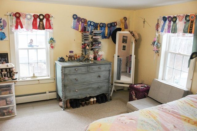 535 Prospect St, West Boylston, MA 01583