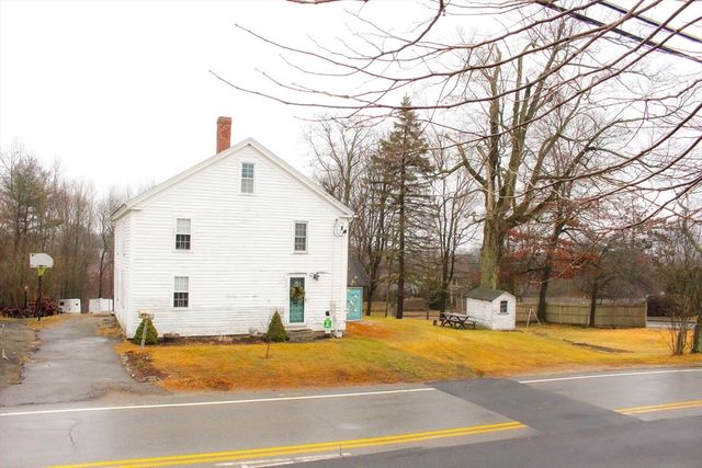 535 Prospect St, West Boylston, MA 01583