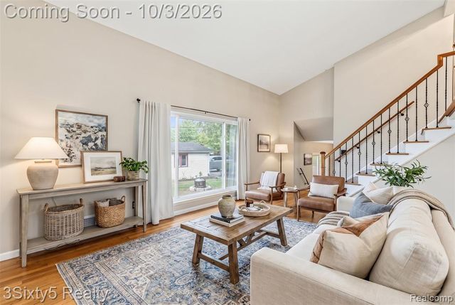 19495 Osmus Street, Livonia, MI 48152