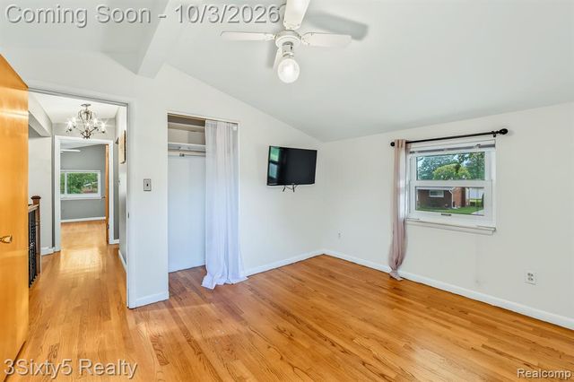19495 Osmus Street, Livonia, MI 48152